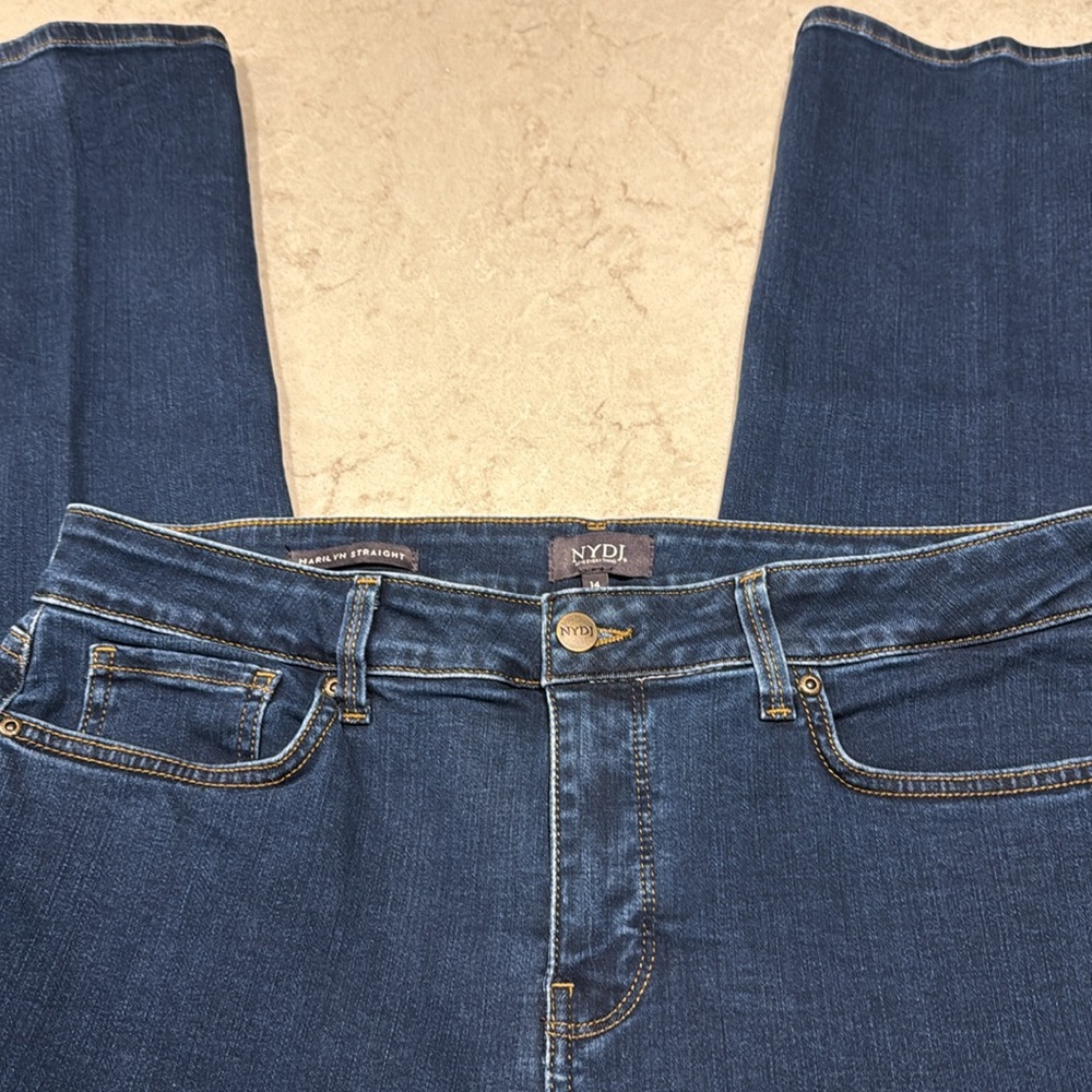 🧡 NYDJ MARILYN STRAIGHT LEG JEANS